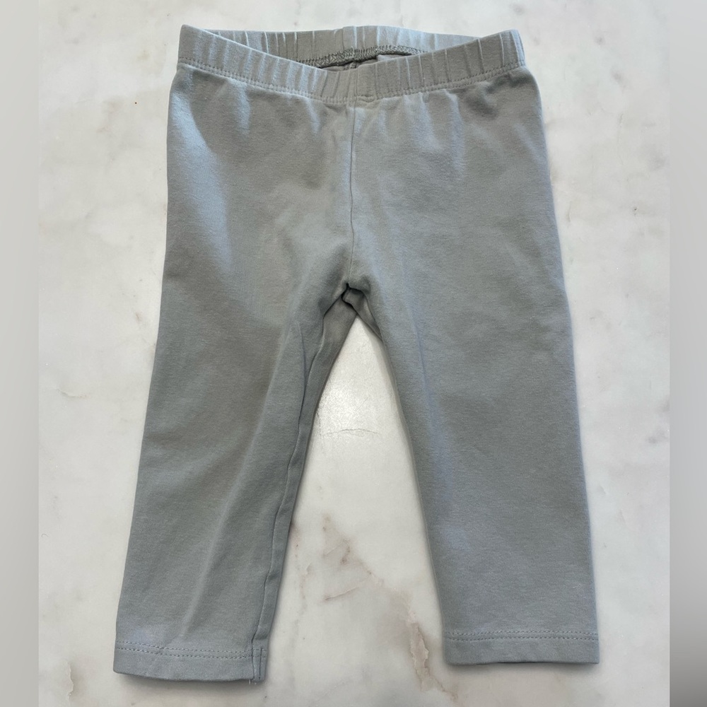 EUC ‘Pehr’ Essentials Legging (6-12 M)
